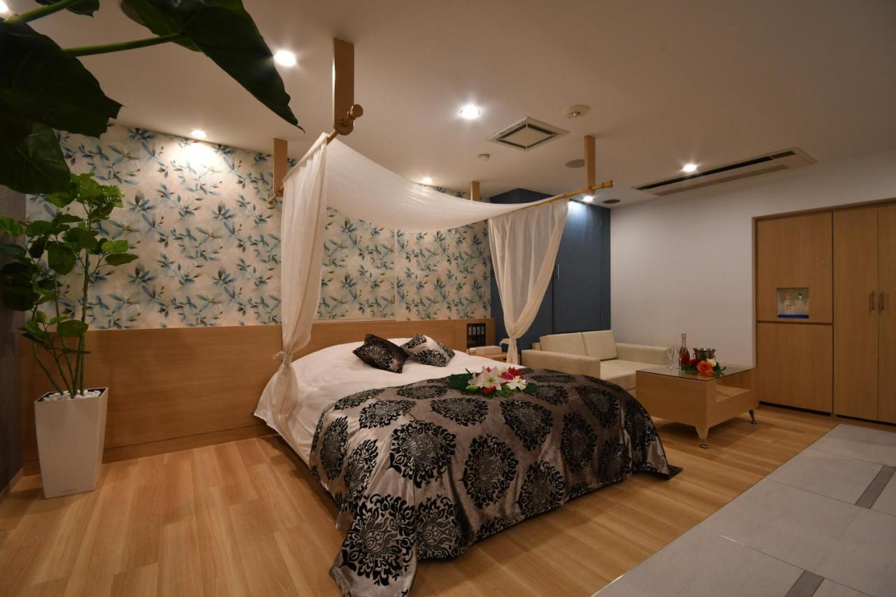 Hotel Ageha Cinq Boutique (Adults Only) Okayama Exterior photo